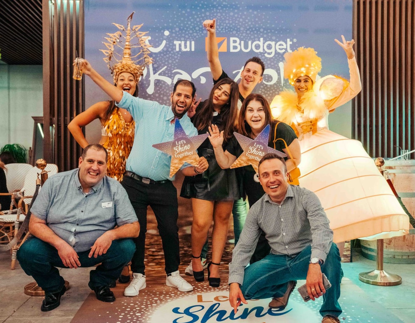 דרושים/ות נציגי/ות שירות למוקד באיירפורט סיטי – שכר גבוה ואופק קידומי!